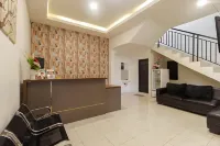 Hotel O Rappocini Near Rsia Paramount - 2-Star