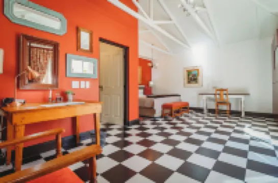 อะคอร์น เกสต์เฮาส์