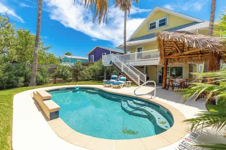 The Shell House Private Pool Pet Friendly