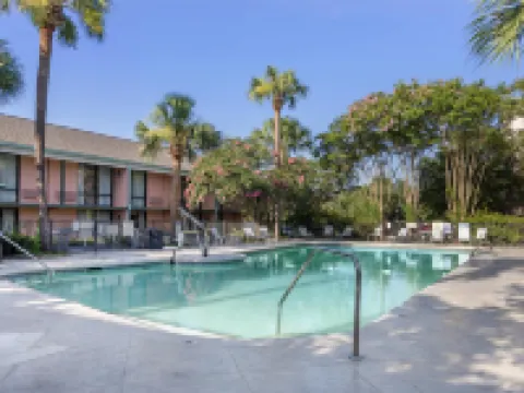 เบสท์เวสเทิร์น ชาร์ลสตันอินน์ โรงแรมในชาร์ลสตัน