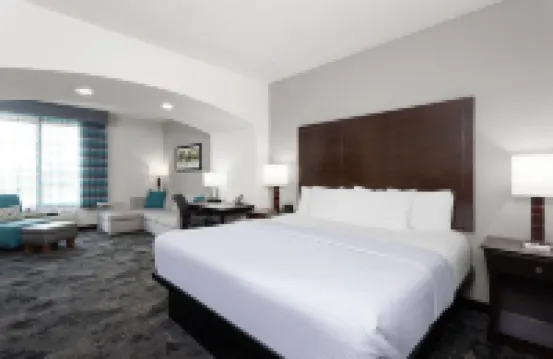 La Quinta Inn & Suites by Wyndham Columbus - Edinburgh