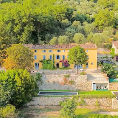 Domaine de la Cascade Parfumée Hotels in der Nähe von Musée dArt et dHistoire de Provence