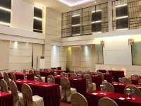 เดอะบีซีซี โฮเทลแอลด์เรสซิเดนซ์