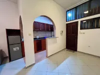 Kinaxixi Palace in Largo rehabilitated. Spacious apartment with balcony.