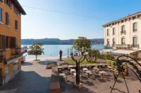 Zanardelli 1 Apartment by Wonderful Italy Hotels in Salò