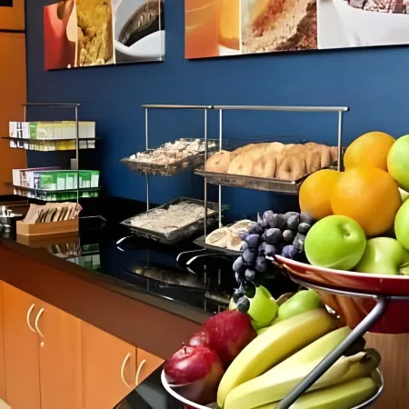 Fairfield Inn & Suites Toledo Maumee