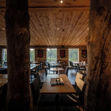 Wilderness Hotel Muotka & Igloos