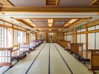 โรงแรมเรียวกัง Yakenoyu โรงแรมใกล้สะพานทาชิโระ