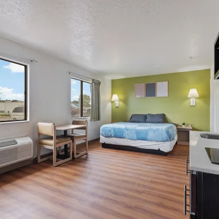 Evanston Inn Extended Stay Отели в г. Уинта