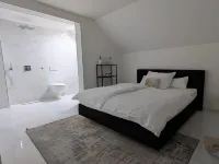 Luxrem 5 Apartments Skyline Hotels in Biel