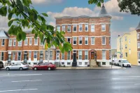 Parkside Gem: Luxe & Roomy by Historic Druid Hill l WIFI l Entire Unit