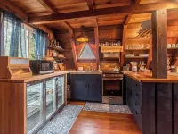 Spacious 5-bedroom A-Frame in South Haven with view of Lake Michigan Hotels in Casco Township