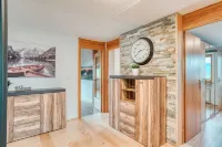 Spacious Brünnstein vacation apartment 키퍼스펠든 호텔