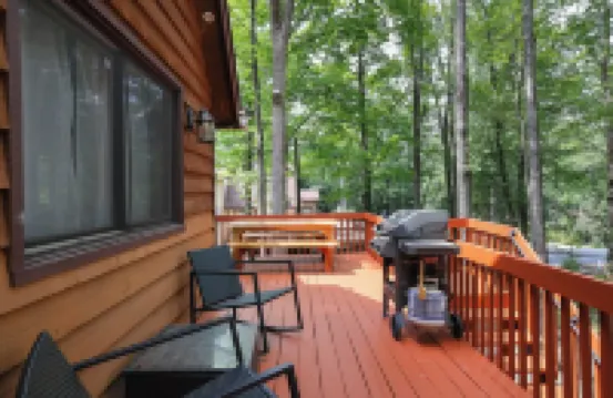 Welcome to The Chalet Getaway in the Hideout!