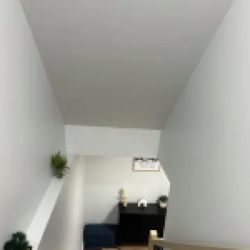 Charming 1-bedroom apartment in enchanting Moncton with WiFi