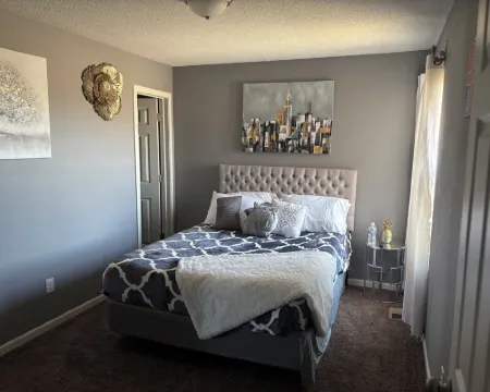 Welcome to Molly’s Place! 3-bedroom waterfront townhome in Mandan Ξενοδοχεία στην πόλη Mandan