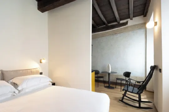 Sibilla Room - Residenza San Valerio in the historic center of Tivoli