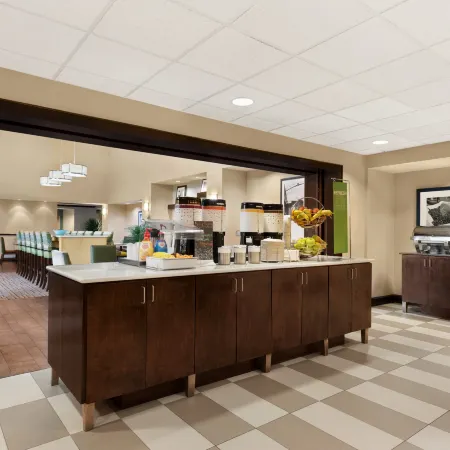 Hampton Inn & Suites Brunswick