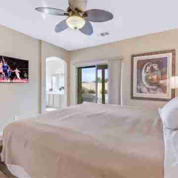 Sonrisa Sunshine-Pool,Spa,Walk to BNP 3BD #066685 Rooms