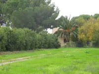 House in a romantic citrus grove, private access to the beach, relax and tranquility! Hotel in zona Themes Formation Center - Scuola Superiore di Informatica