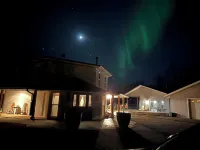 Octagon Oasis | Private Indoor Pool & Lake Access Hotel a Division No. 12