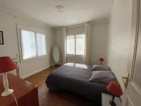 LOTI HOUSE between the beach and the central market of Royan House for 10 people