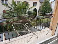 Locazione Glicine with 3 rooms for 4 guests with private parking and garden. Hotels in Belluno