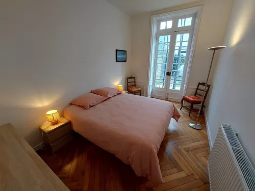Bel Appartement du Centre de Quimper, Rez-de-chaussée Avec Jardin