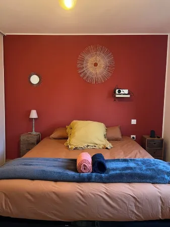 Modern wooden villa between sea and mountains - garden and covered terrace Отели в г. Гизоначча