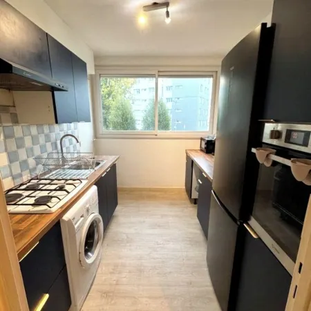 Excalibur: 4 Bedrooms - Puy du fou - near train station