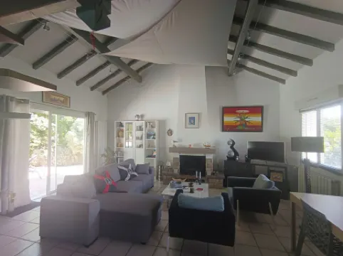 QUIET ANGLET NEAR BEACH AND FOREST