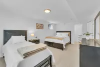 Newly remodeled 5-bedroom house  1.8 mi to Old Town Arvada  Hot Tub, AC