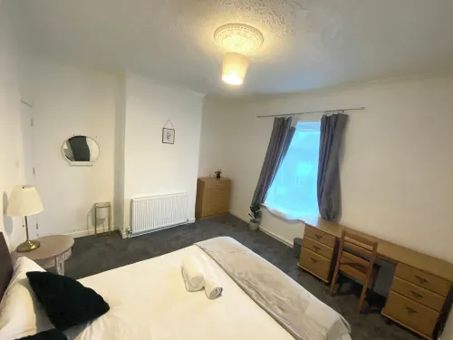 Kirkby House in Moorthorpe near a train station, great access to motorways Hotels in Wakefield District