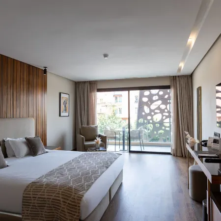 Longue VIE Hotels