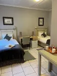Hotel Pension Casa Africana Hotel in zona National Botanic Garden of Namibia