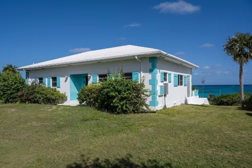 Aqua Vista 2 Bedroom Home - parking