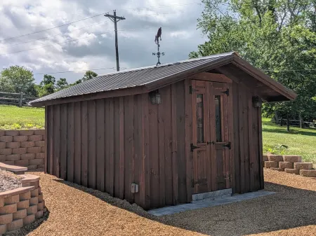 Beautiful 2-bedroom cabin near Sparta and the Blue Ridge Parkway