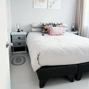 New and equipped Free parking Free Wifi 300 megabytes Отели рядом с достопримечательностью «Парк Насьонес»