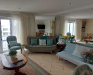 Lovely 2 bedrooms, 2 bathrooms Flat with sea view
