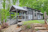 Cozy Cabin in Enchanting Franklin with AC
