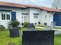 Single-storey house 2 kms from the beach, close to shopping centers