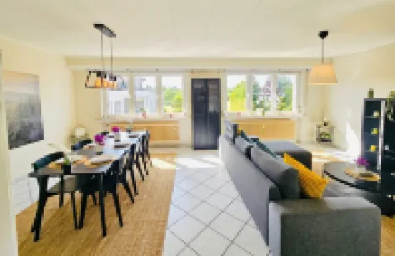 Chic Urban Stay 2Br with Parking- Bel4