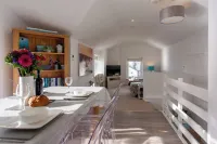 Modern & Cosy Seafront Retreat by Porthleven and Lizard Holidays