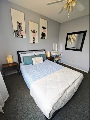 Mountain Base 2Bd Condo - near Tempe & PHX Airport