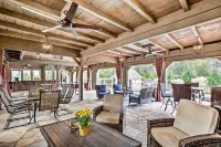 Lake Allatoona Area Studio w/ Pool and Views! - balcony