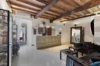 Hotiday Vezzano Ligure Hotels in Podenzana