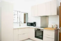 Appartement Rénové à 2 min de Kin Plaza Rotana