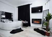 Lux: Jacuzzi Pat Rotund Semineu Oglinda pe Tavan  호텔