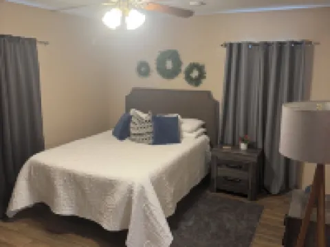 Rodeo Ranch 55 Acres, 3 Bdr, Pool, Parking, Located Close to Casino Hotels in Durant