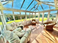 Stunning 7 Bedroom Escape Near New Forest and Beach - Large Garden - Sleeps 14